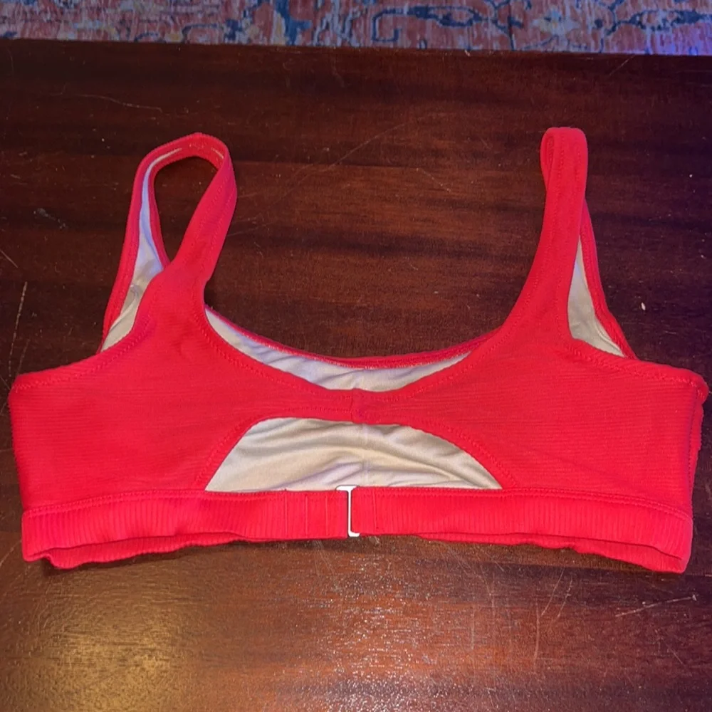 Old Navy Ribbed Bikini - Picture 7 of 9